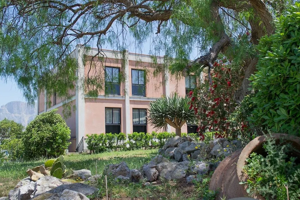Hotel Cala Rossa Terrasini